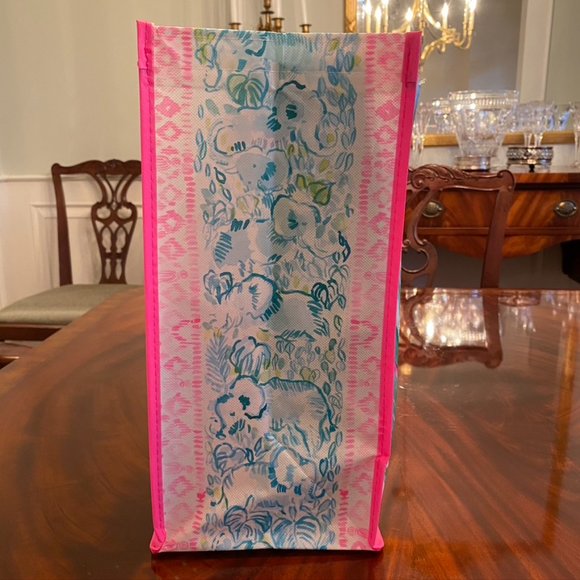 Lilly Pulitzer Jumbo Reusable Shopper Tote - Picture 10 of 16